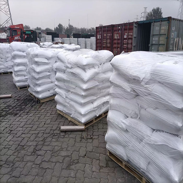 Fluorure d'aluminium de haute pureté pour les applications dans la production d'aluminium, de verre, de céramique et de produits chimiques de spécialité