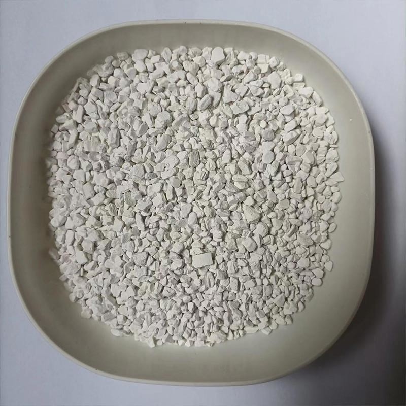 Cryolite synthétique granulaire dont le point de fusion est de 1025 °C pour le raffinage