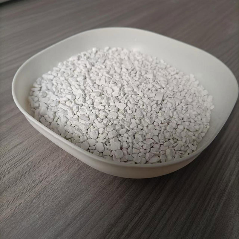 Cryolite synthétique granulaire dont le point de fusion est de 1025 °C pour le raffinage