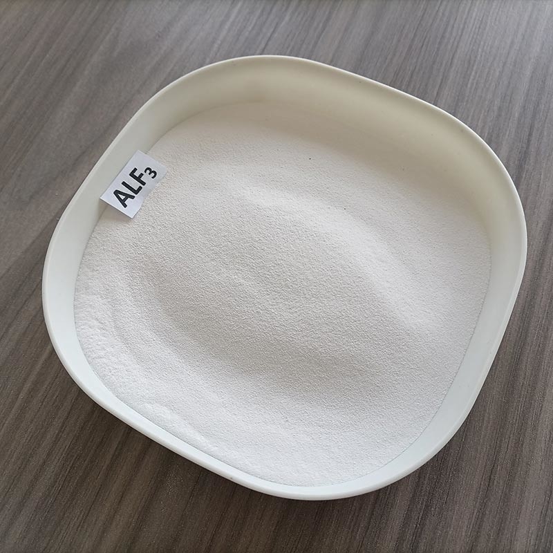 Fluorure d'aluminium CAS no 7784 - 18 - 1 Utilisé comme fluide pour les glaces céramiques