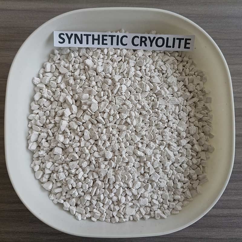 Cryolite synthétique de qualité réactif 99% Na3AIF6 Pour l'élimination de l'escargot, utilisé comme flux pour l'électrolyse de l'aluminium