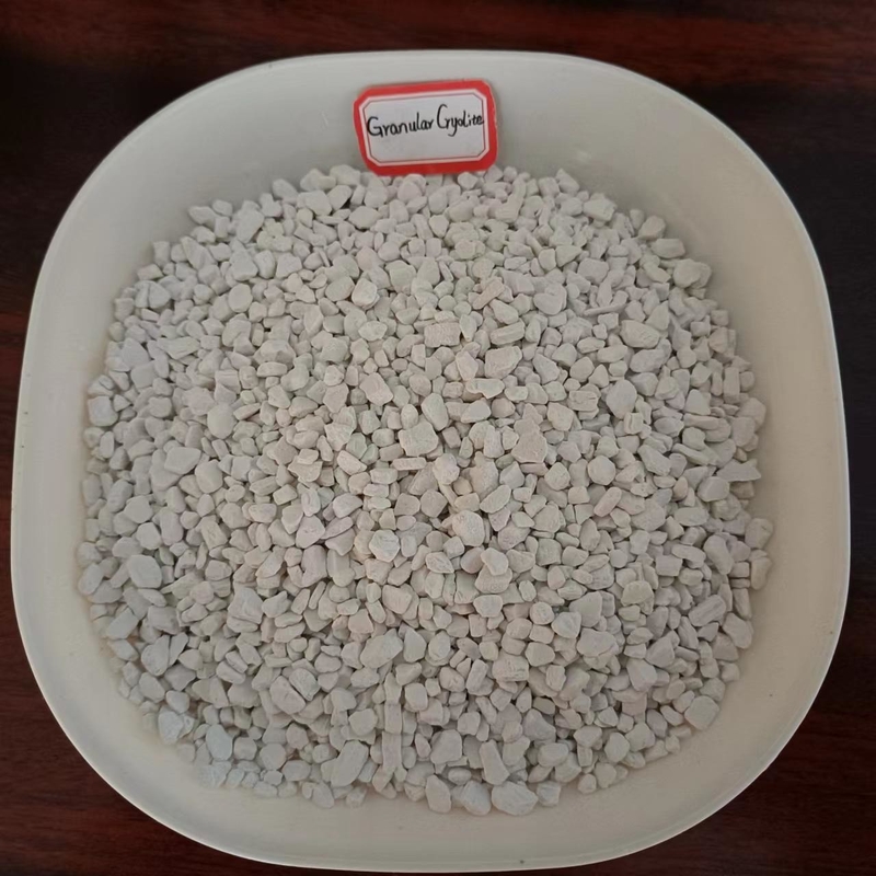 Fluorure d'aluminium spécialisé incorporant des composés chimiques sélectifs pour des résultats supérieurs de raffinage de l'aluminium