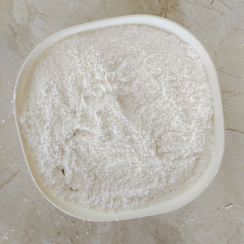 99% de fluorure d'aluminium en poudre blanche de qualité industrielle AlF3 pour fabriquer des lentilles optiques