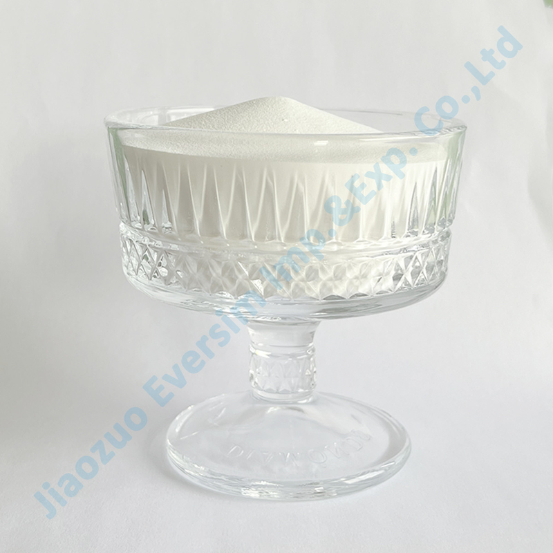 Fluorure d'aluminium en poudre cristalline de haute pureté Alf3 utilisé comme flux pour le glaçage céramique