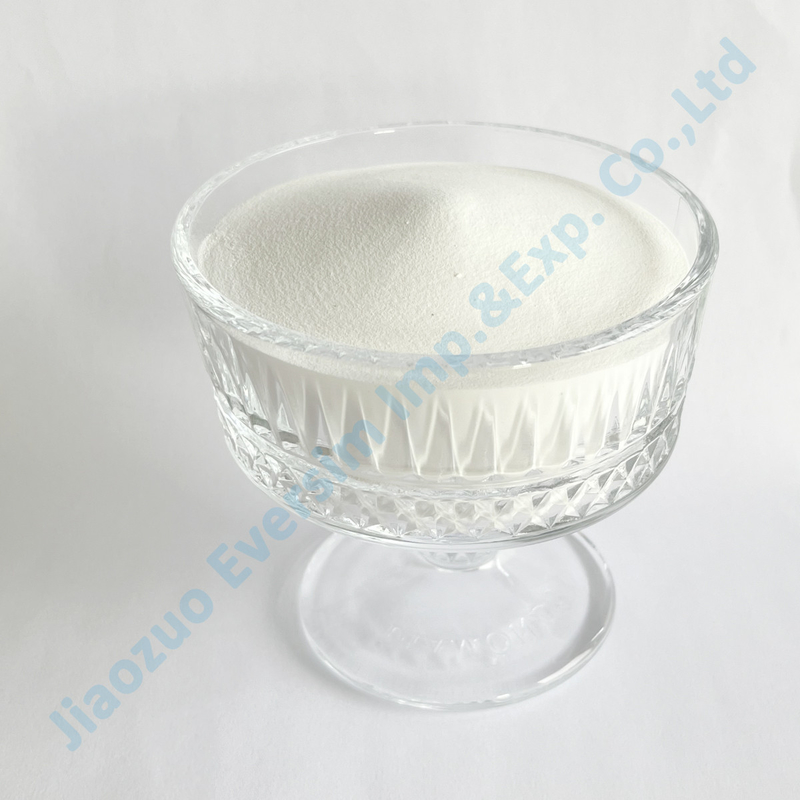 Poids moléculaire 83,98 Poudre blanche AlF3 Fluorure d'aluminium pour la fabrication de lentilles optiques