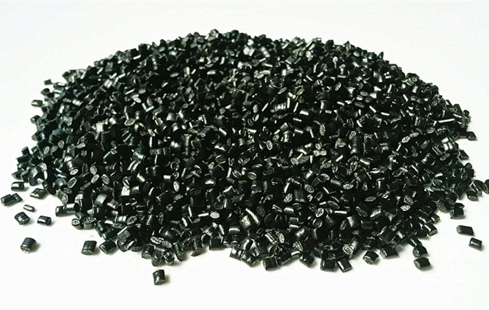 Prix d'usine Personnalisé Black Crystalline Coal Tar Pitch pour l'agent de serrage et le liant