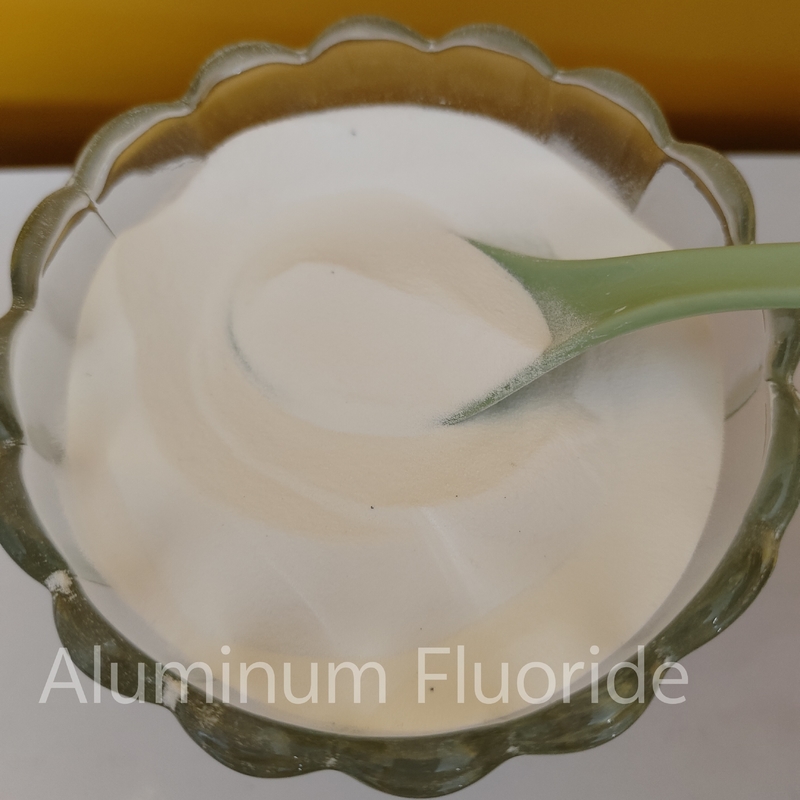 Fluorure d'aluminium à 99% AlF3 Pour produit chimique d'électrolyse de l'aluminium 232-051-1