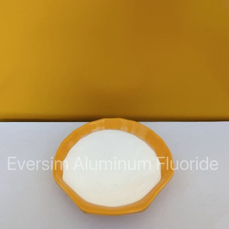 Poids moléculaire 83,98 Fluorure d'aluminium de sable blanc Alf3 pour le flux des métaux non ferreux