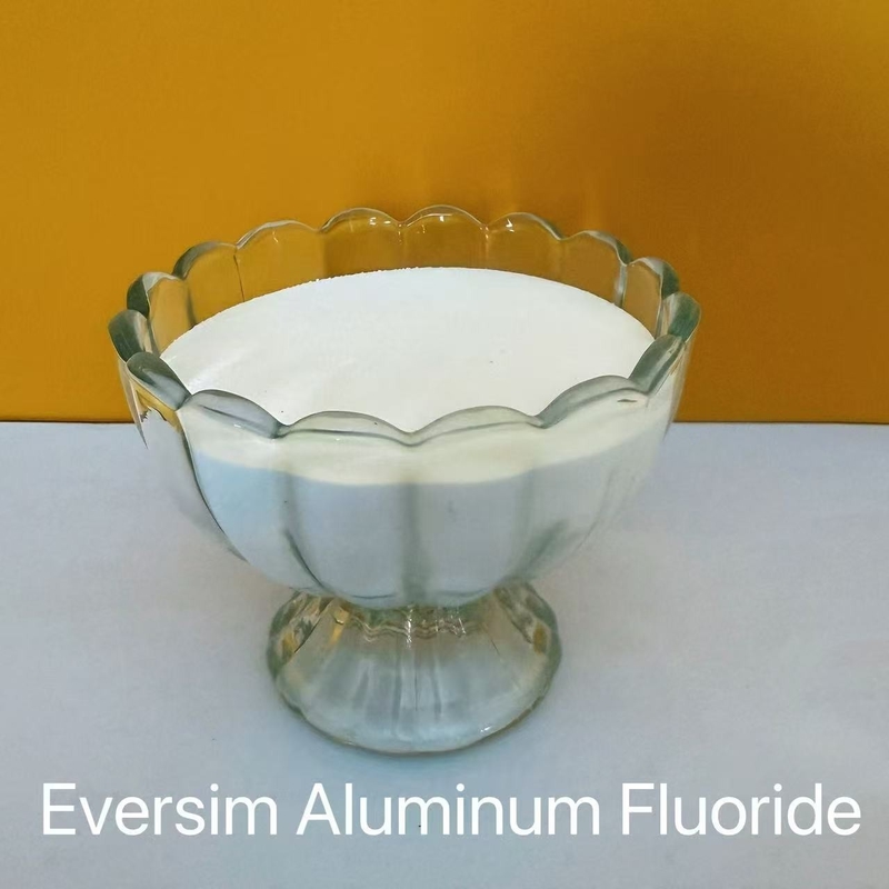 CAS7784 - 18 - 1 Fluorure d'aluminium de sable blanc AlF3 pour l'industrie de l'aluminium électrolytique