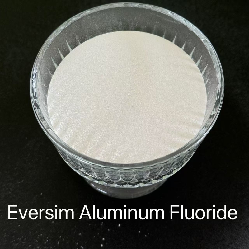 CAS7784-18-1 de haute pureté poudre blanche AlF3 cristaux de fluorure d'aluminium pour la production d'abrasifs