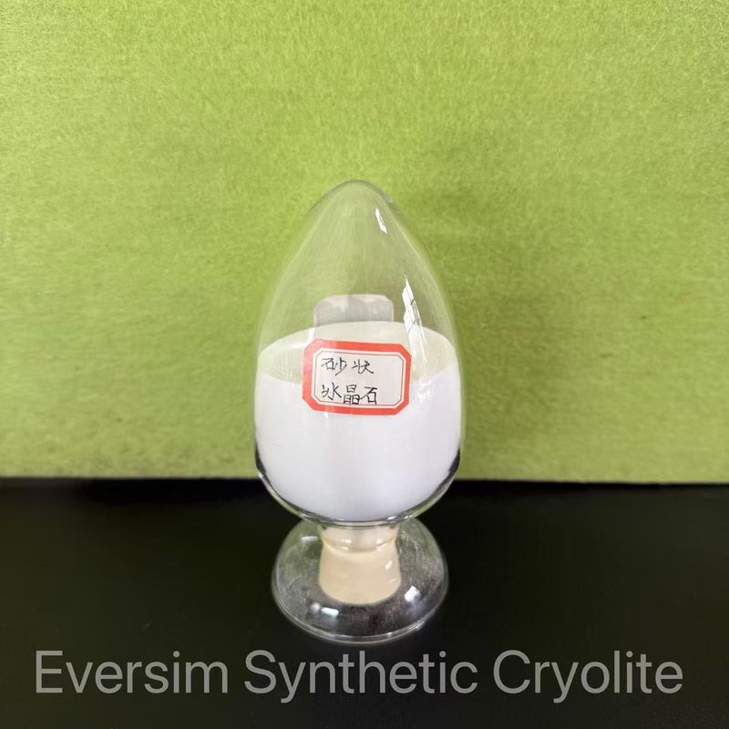 Produits chimiques CH-1/CM-1 Densité 2,9 g/cm3 Cryolithe synthétique Na3AlF6 pour usine de construction