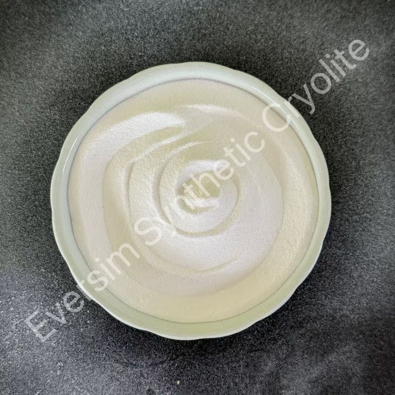 Produit chimique de haute pureté CAS15096-52-3 200 Mesh Na3AlF6 Cryolithe de sodium 99,9% pour l'industrie abrasive