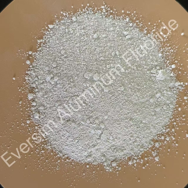 Produits chimiques CAS7784-18-1 AlF3 Fluorure d'aluminium Poids moléculaire 83,98 Pour l'industrie céramique