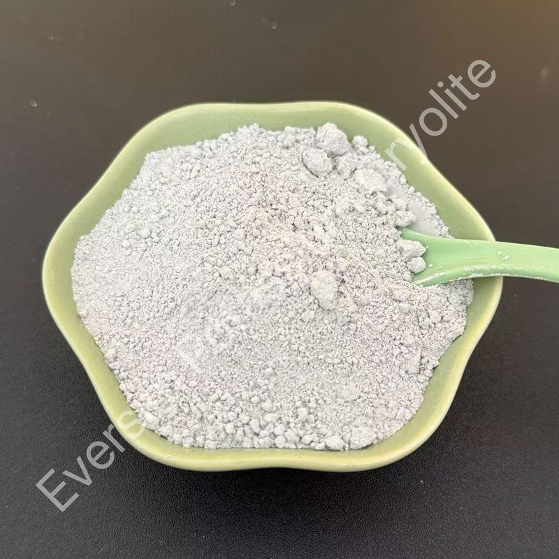 Fluorure d'aluminium et de potassium de haute pureté comme flux de brasage pour le cuivre et l'aluminium