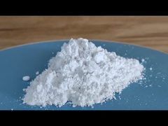 Fluorure d'aluminium en poudre blanche