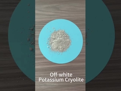 Cryolite de potassium à couleur claire